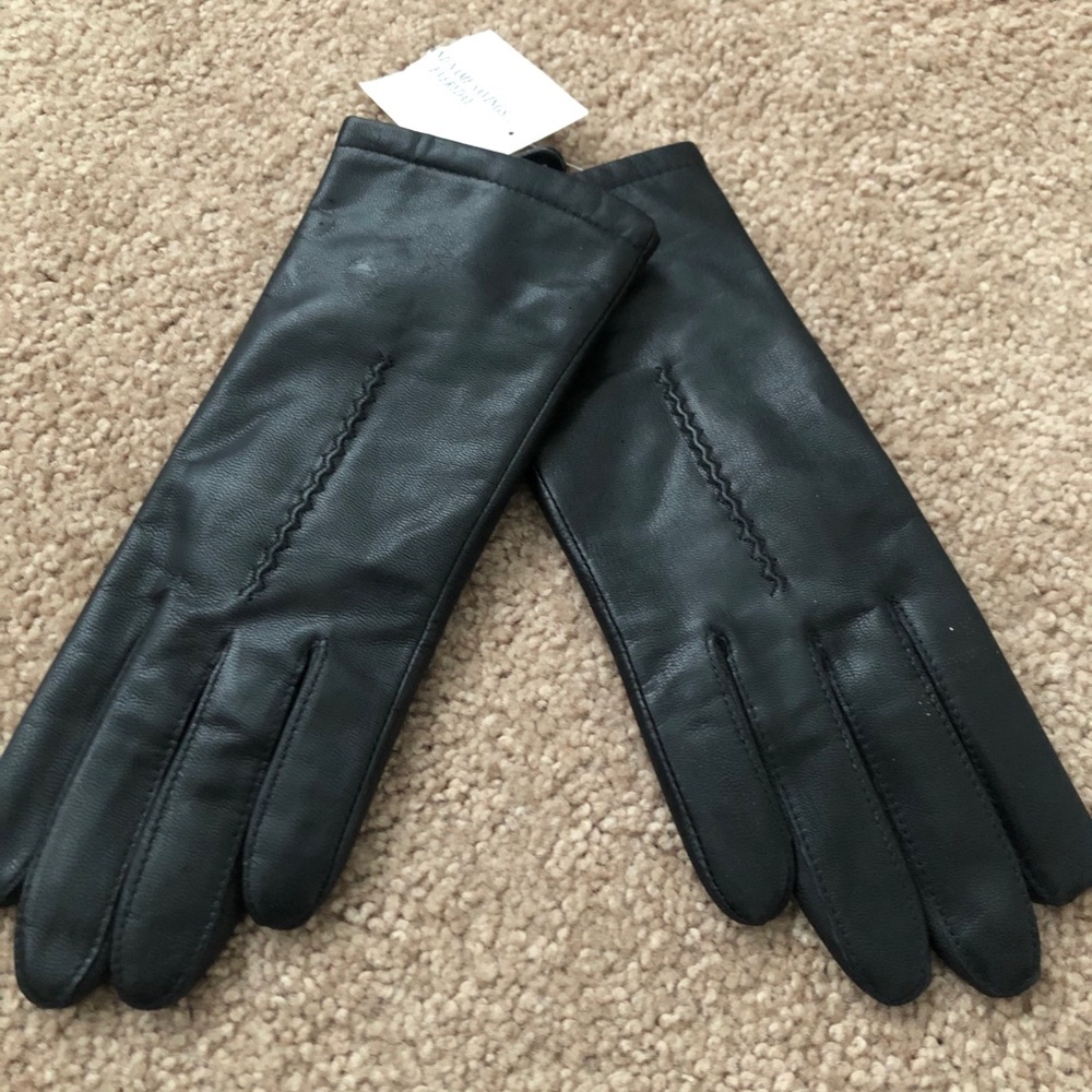 Leather lined gloves - Picture 3 of 9